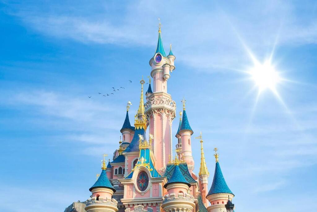 Le 82 - Studio Pour 4 A 3 Minutes De Disneyland Paris Montévrain Exterior foto
